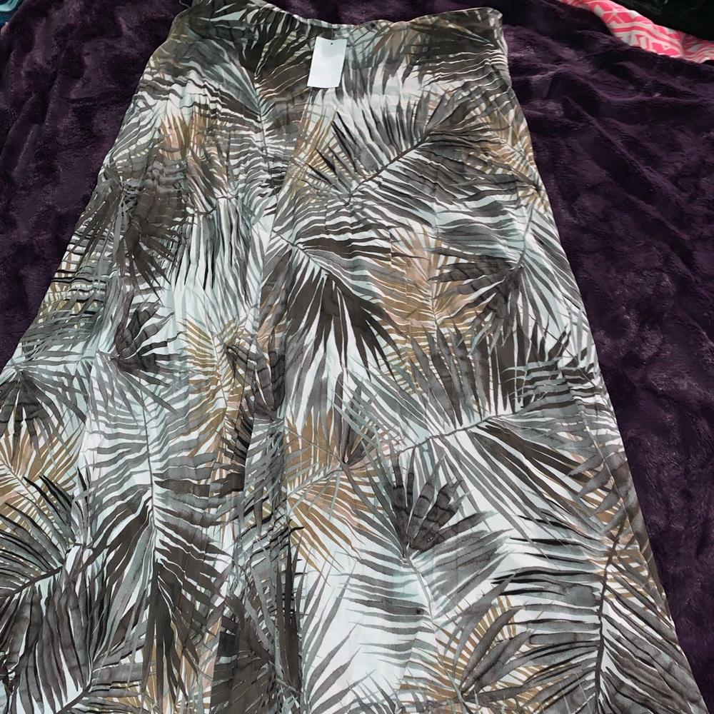 Long maxi skirt